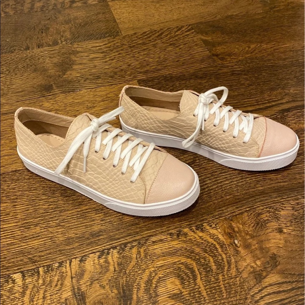 Women Sneakers